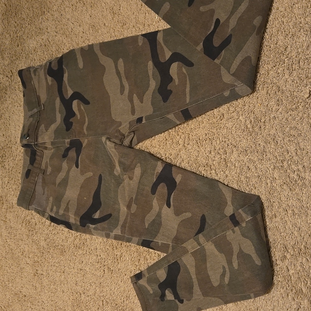 Time and tru women pants